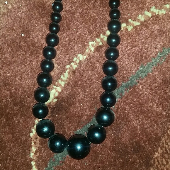 Necklace bundle - Picture 8 of 8